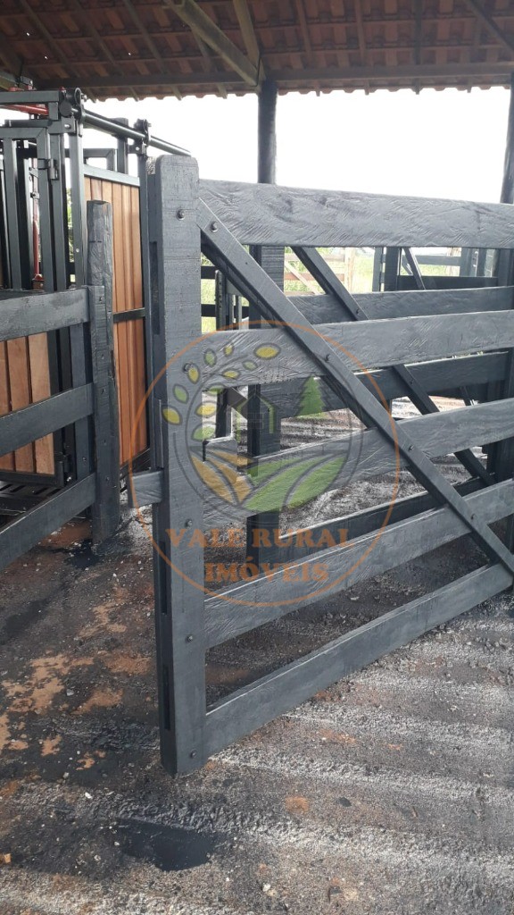 Fazenda, 2 quartos - Foto 12