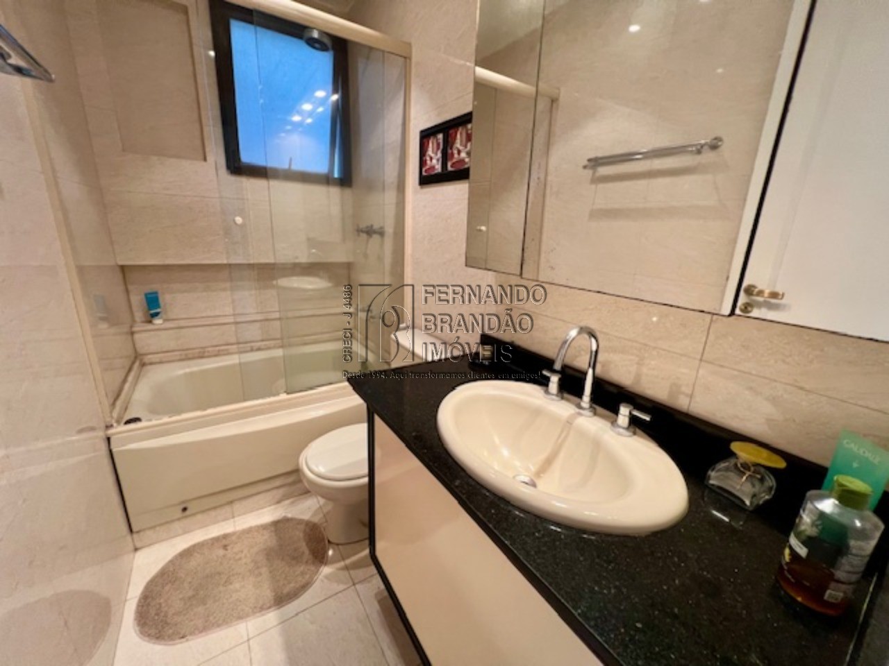 Cobertura, 3 quartos, 218 m² - Foto 10