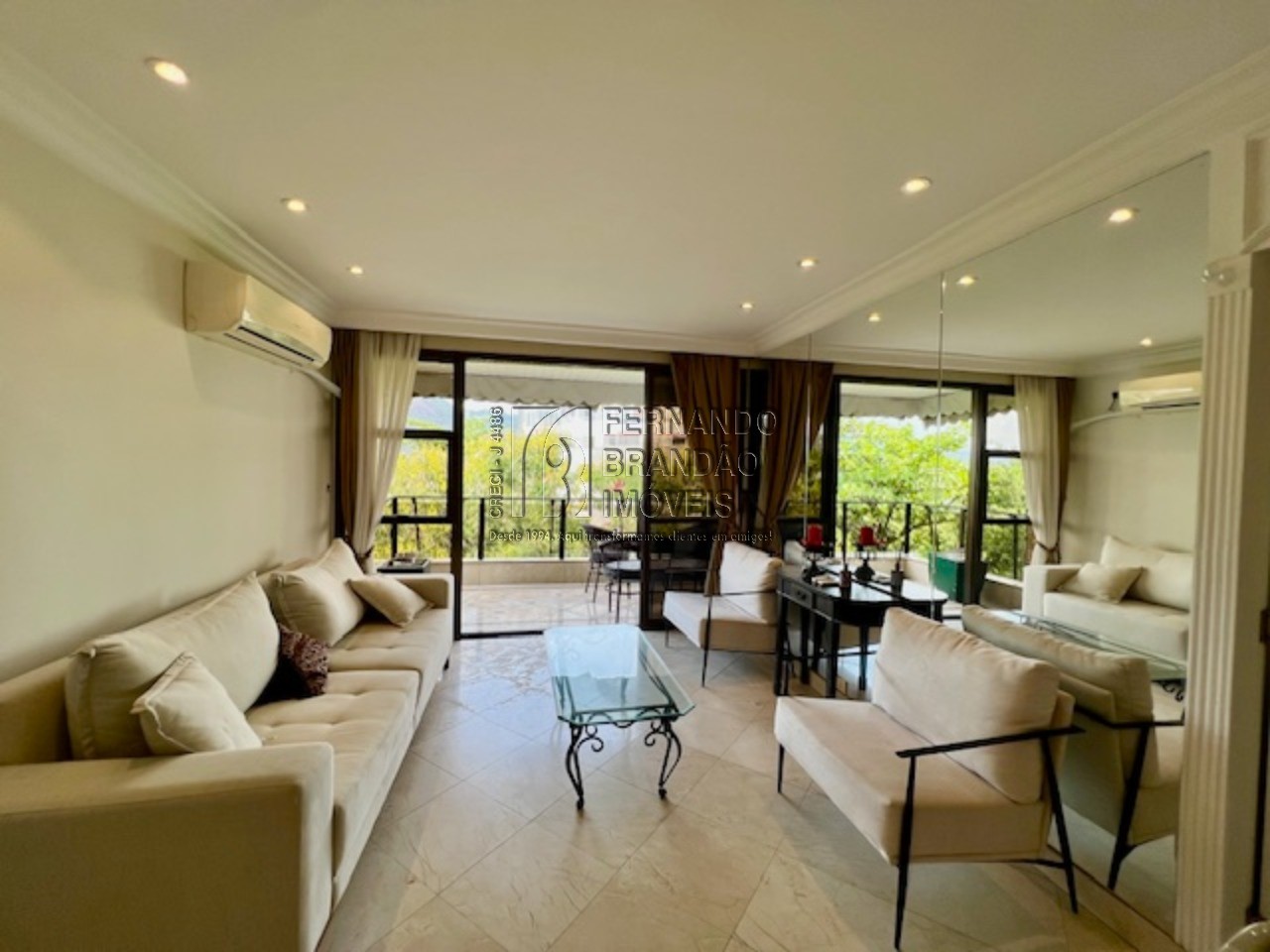 Cobertura, 3 quartos, 218 m² - Foto 8