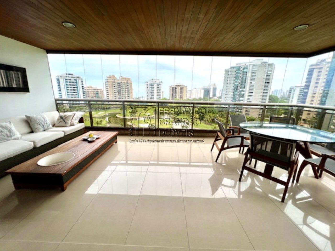 Apartamento, 4 quartos, 239 m² - Foto 2