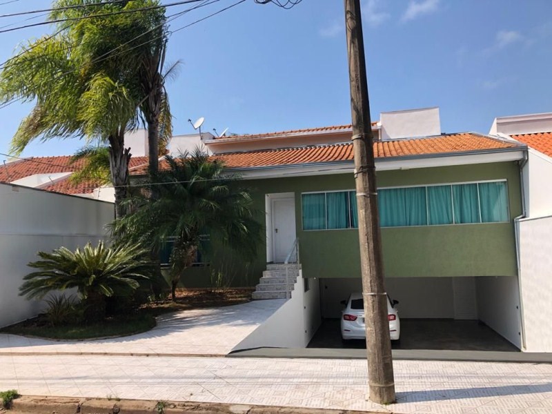 CASA COM 3 DORMITÓRIOS PARA ALUGAR, 350 M² POR R$ 3.600/MÊS - SENADOR SALGADO FILHO - MARÍLIA/SP
