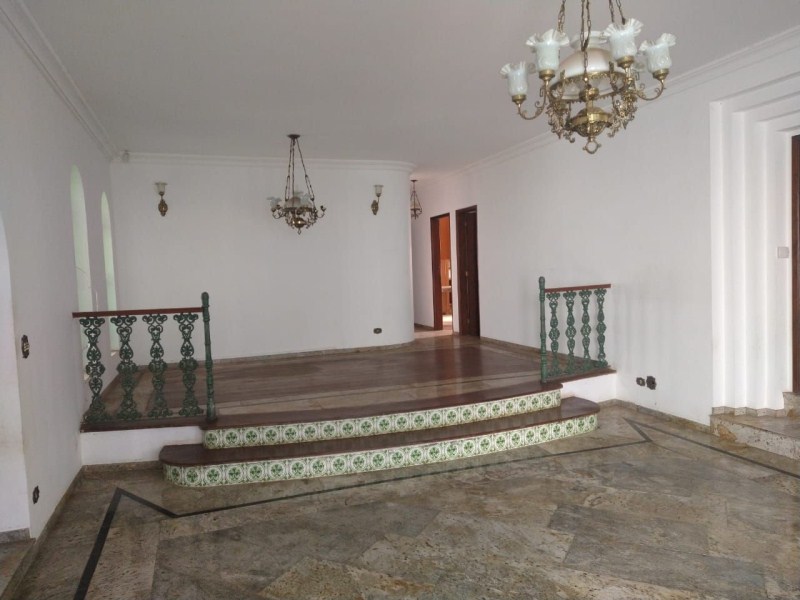 CASA COM 8 DORMITÓRIOS PARA ALUGAR, 650 M² POR R$ 8.000/MÊS - SENADOR SALGADO FILHO - MARÍLIA/SP