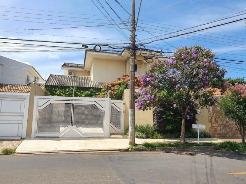 SOBRADO COM 3 DORMITÓRIOS À VENDA, 350 M² PPARQUE DAS ESMERALDAS - MARÍLIA/SP