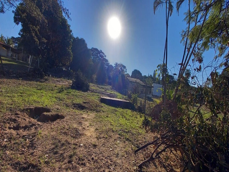 TERRENO DE CHÁCARA À VENDA