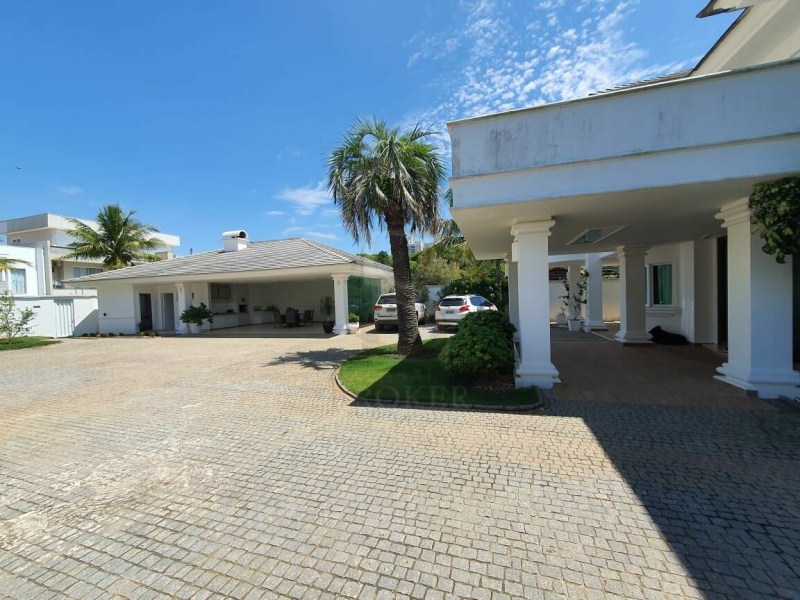 CASA COM 4 DORMITÓRIOS À VENDA, 700 M² POR R$ 6.800.000,00 - CENTRO - BALNEÁRIO PIÇARRAS/SC