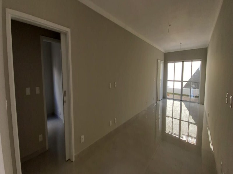 CASA NO CONDOMÍNIO PRIVILEGIE TODA PLANEJADA