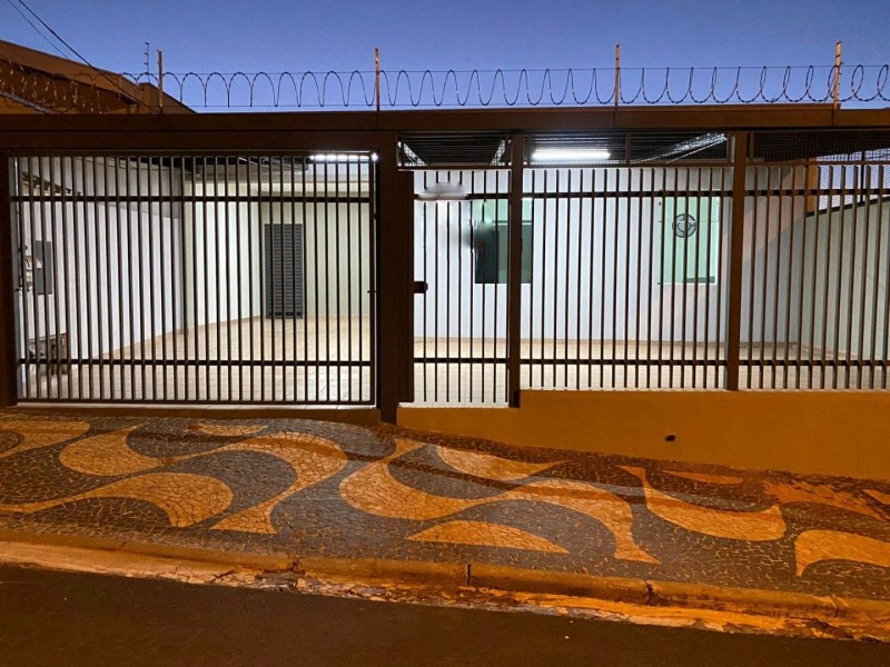 CASA COM 3 DORMITÓRIOS À VENDA, 200 M² POR R$ 500.000,00 - JARDIM CRISTO REI - MARÍLIA/SP