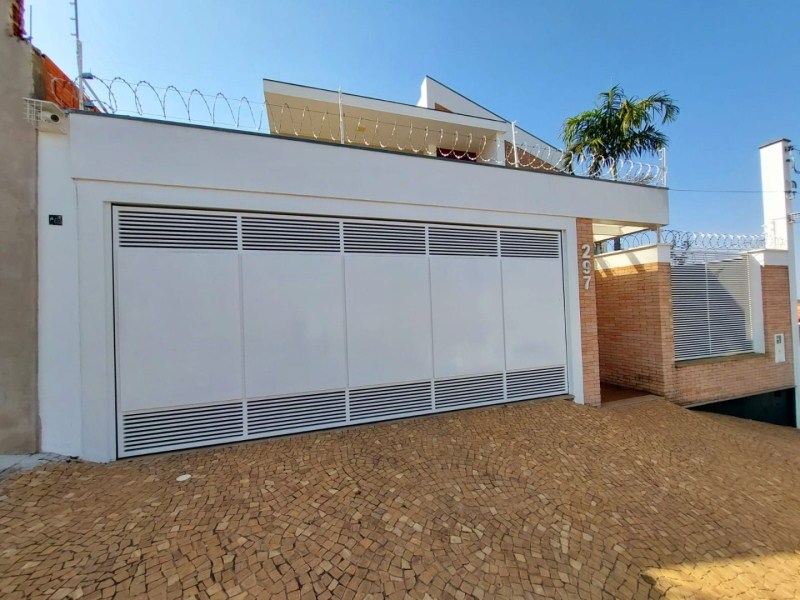 CASA COM 4 DORMITÓRIOS, 230 M² - VENDA POR R$ 1.300.000 OU ALUGUEL POR R$ 4.500/MÊS - JARDIM FLORENÇA - MARÍLIA/SP