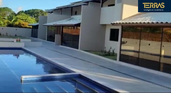Casa em condomínio fechado em Itacimirim a poucos metros do mar!