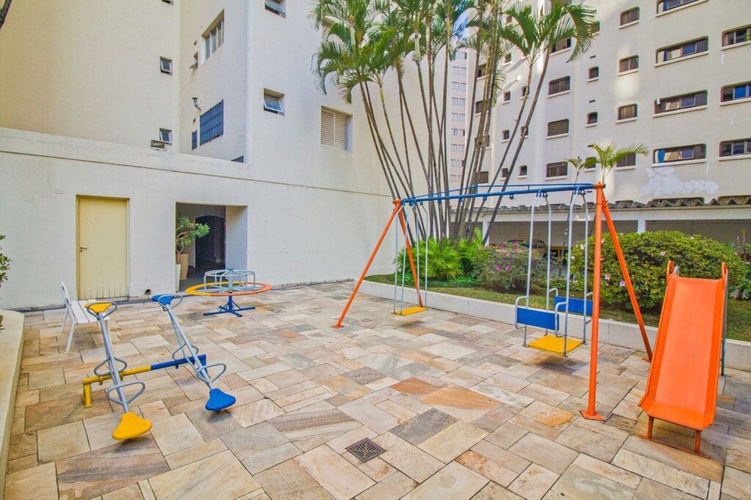 APARTAMENTO RESIDENCIAL em São Paulo - SP, Moema