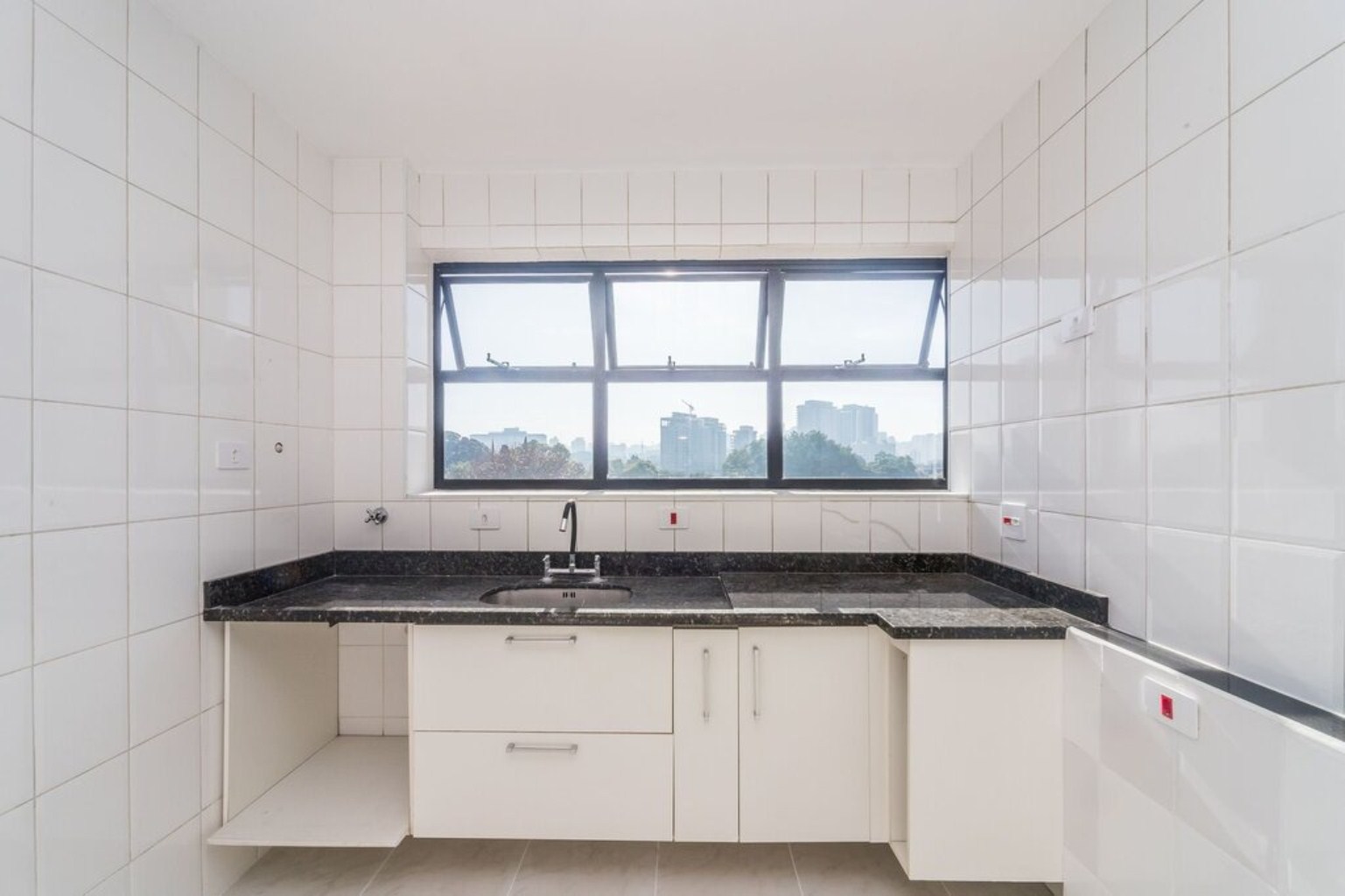 APARTAMENTO RESIDENCIAL em São Paulo - SP, Moema