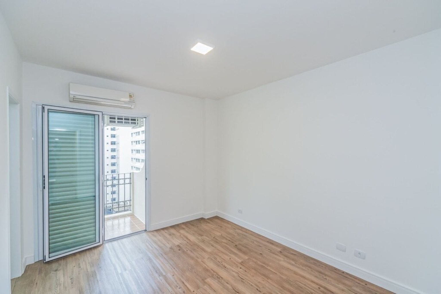 APARTAMENTO RESIDENCIAL em São Paulo - SP, Moema