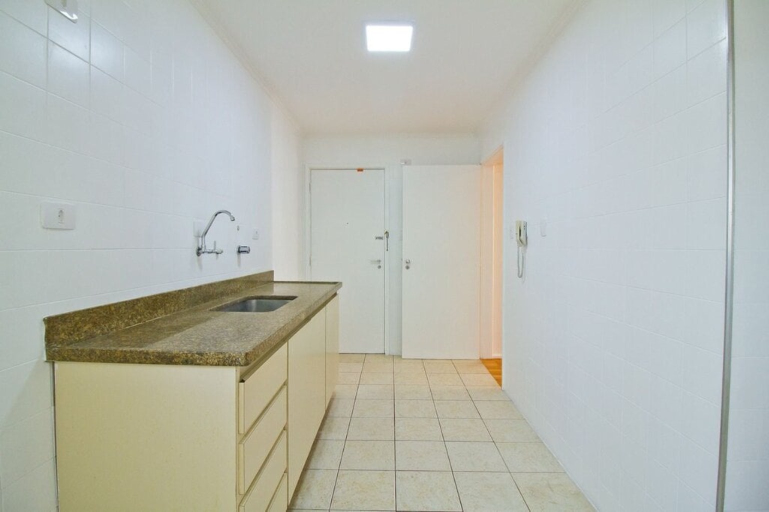 APARTAMENTO RESIDENCIAL em São Paulo - SP, Moema