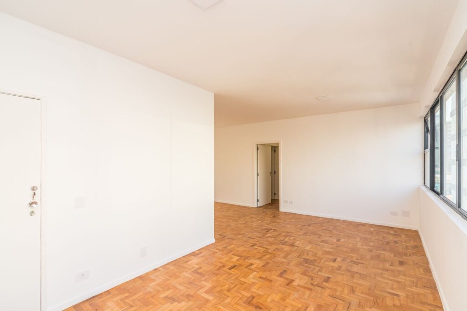 APARTAMENTO RESIDENCIAL em São Paulo - SP, Moema