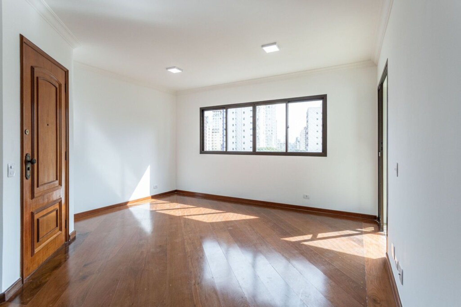 APARTAMENTO RESIDENCIAL em São Paulo - SP, Moema