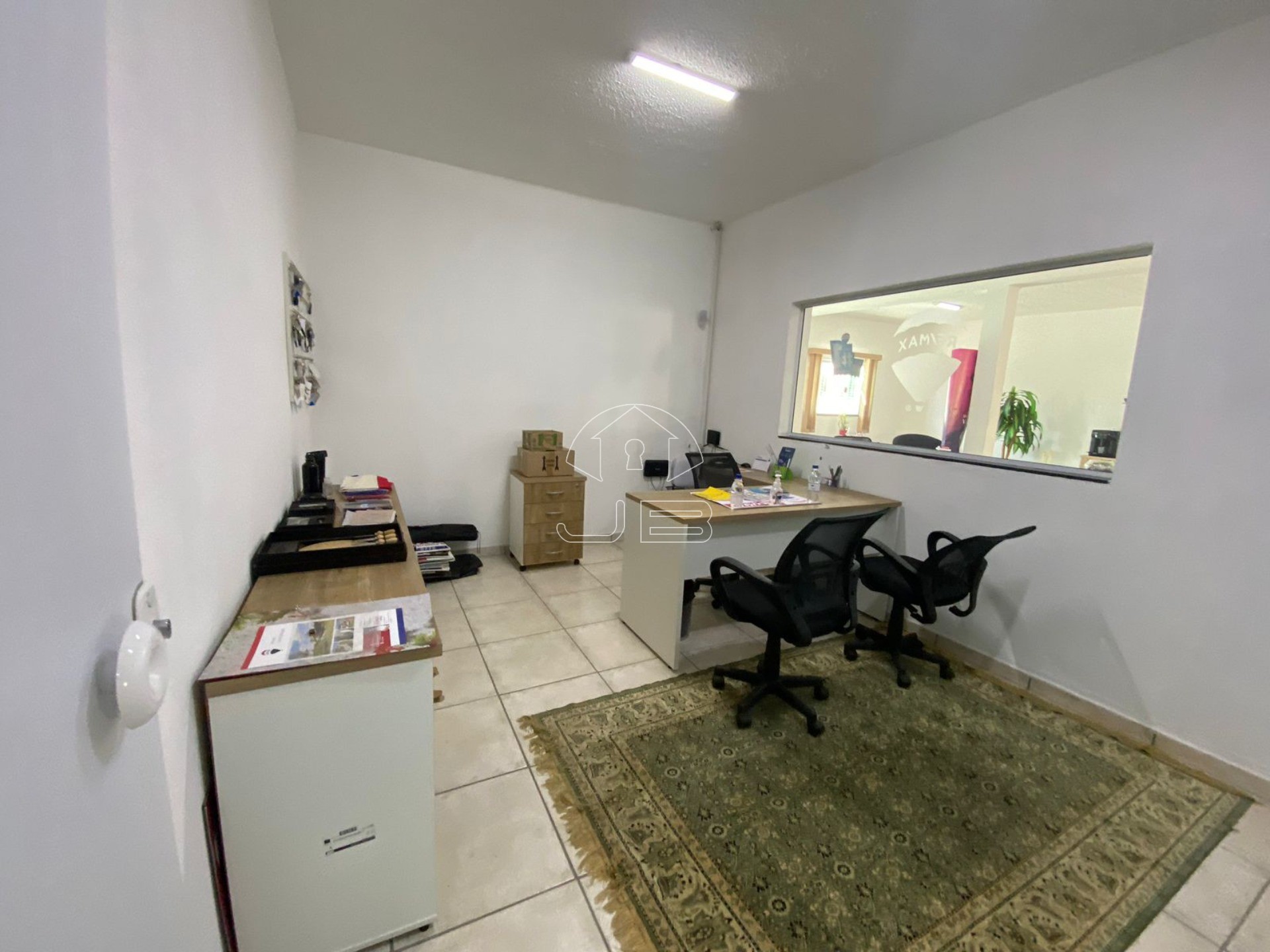 Sala comercial a venda no Centro de Sumaré, SP.