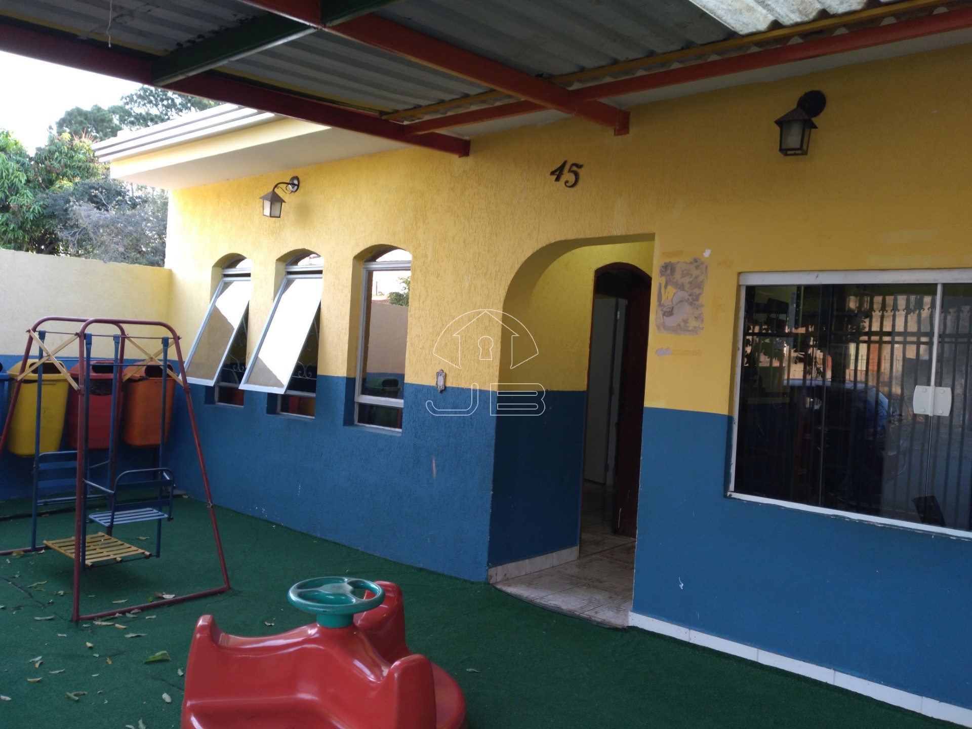 Casa à venda no Jardim Santa Lúcia, Sumaré, SP.