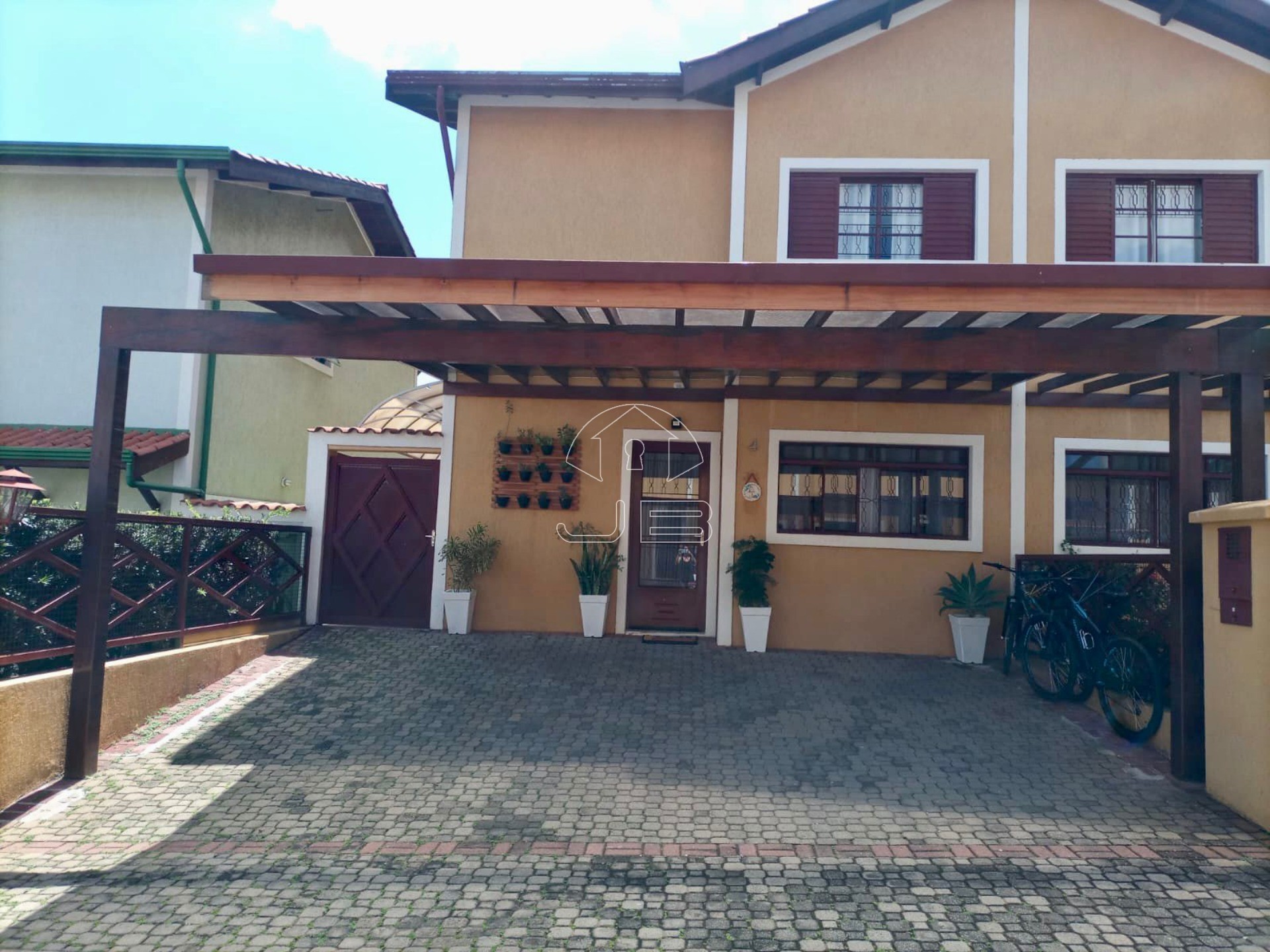 Casa à venda Condomínio Fechado no Novo Campos Elísios, Campinas, SP.