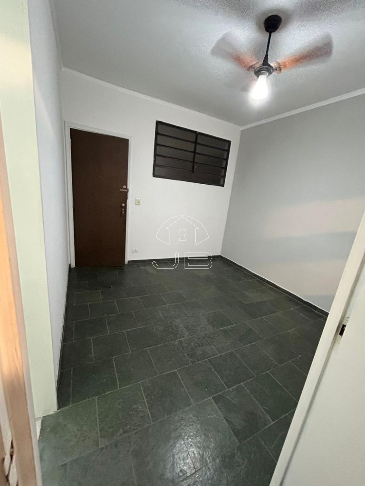 Apartamento a venda e locação no centro de Campinas, SP.