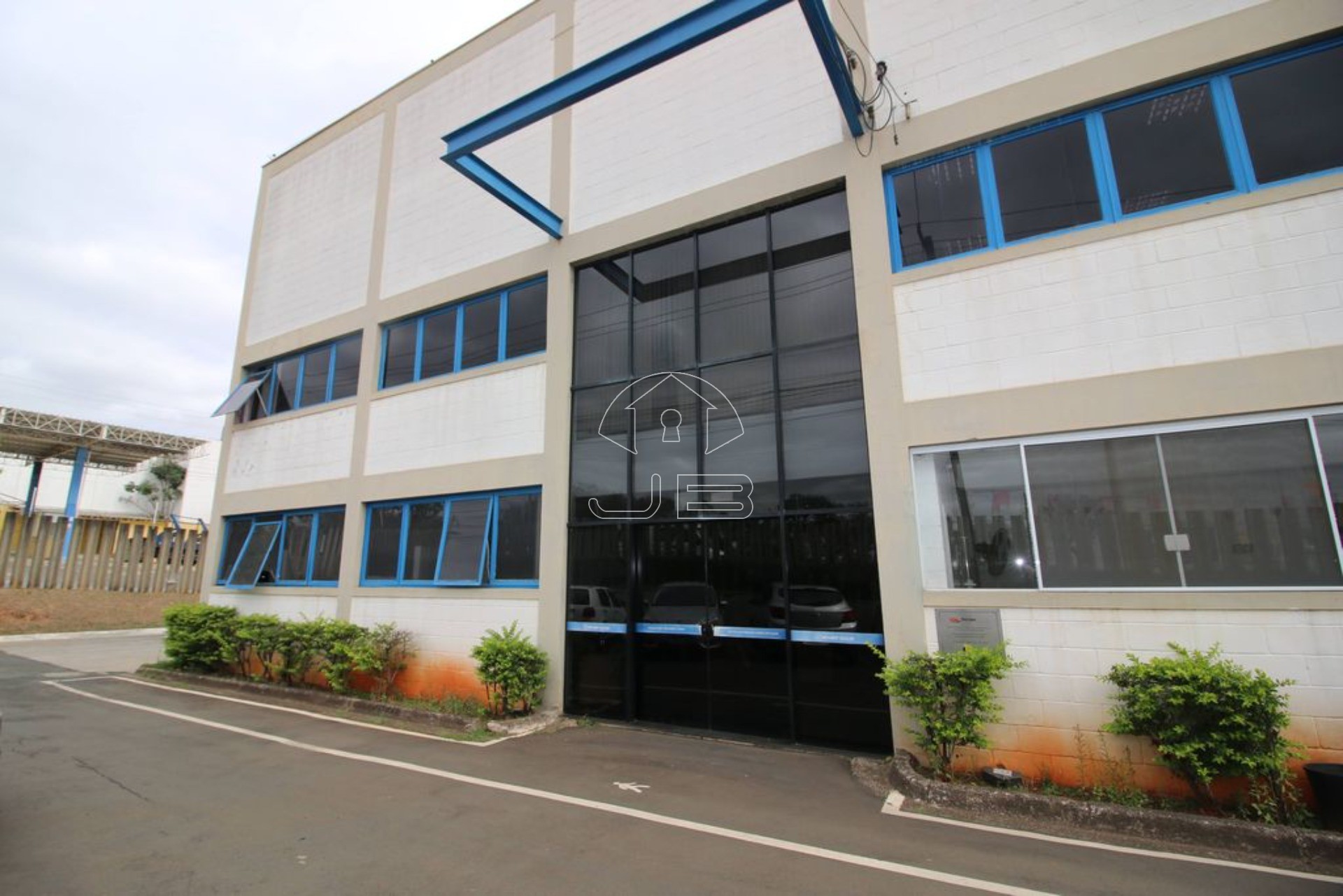 Galpão Industrial e comercial para venda e locação em Sumaré-SP