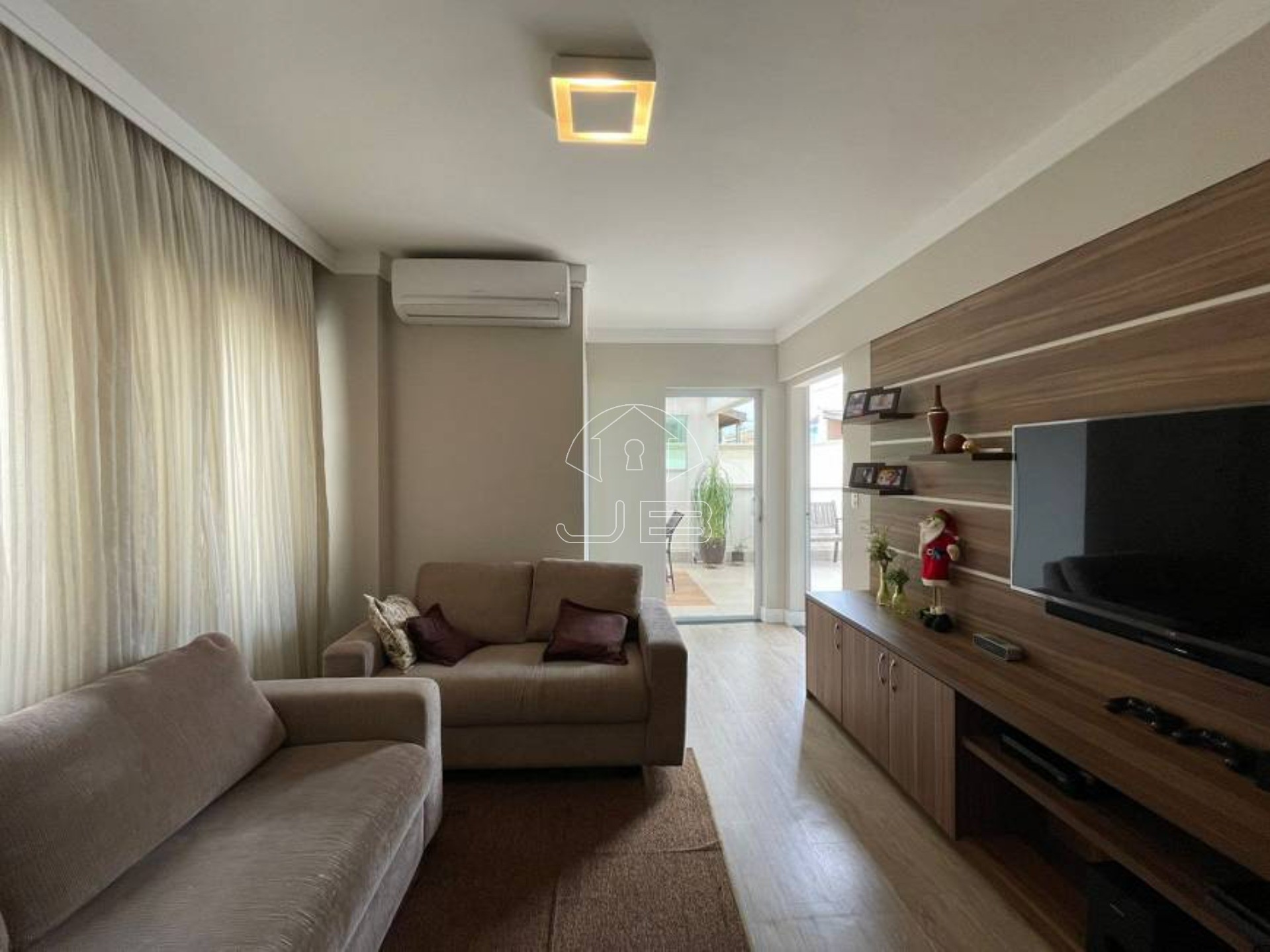 Cobertura Duplex a venda no Bairro São Bernardo, Campinas-SP.