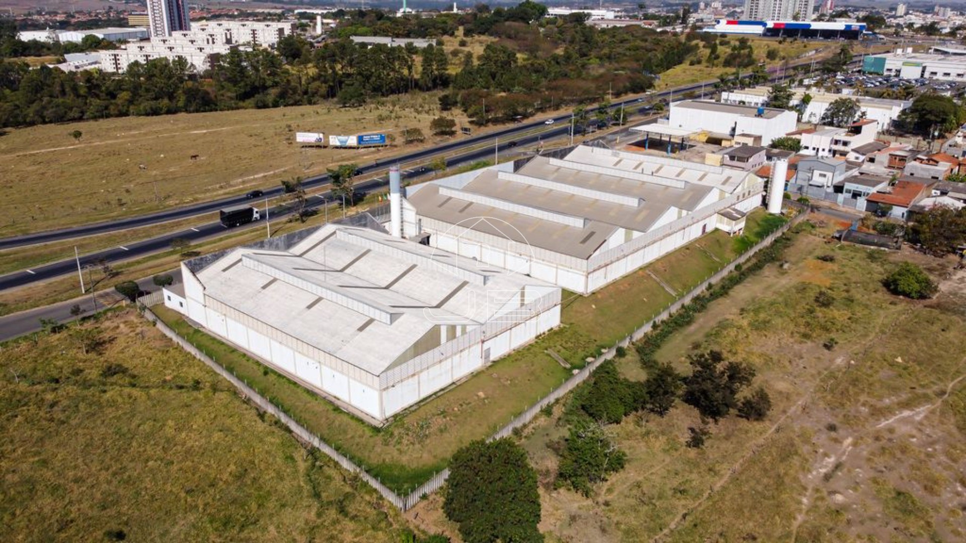 Galpão Industrial e comercial para venda e locação em Sumaré-SP