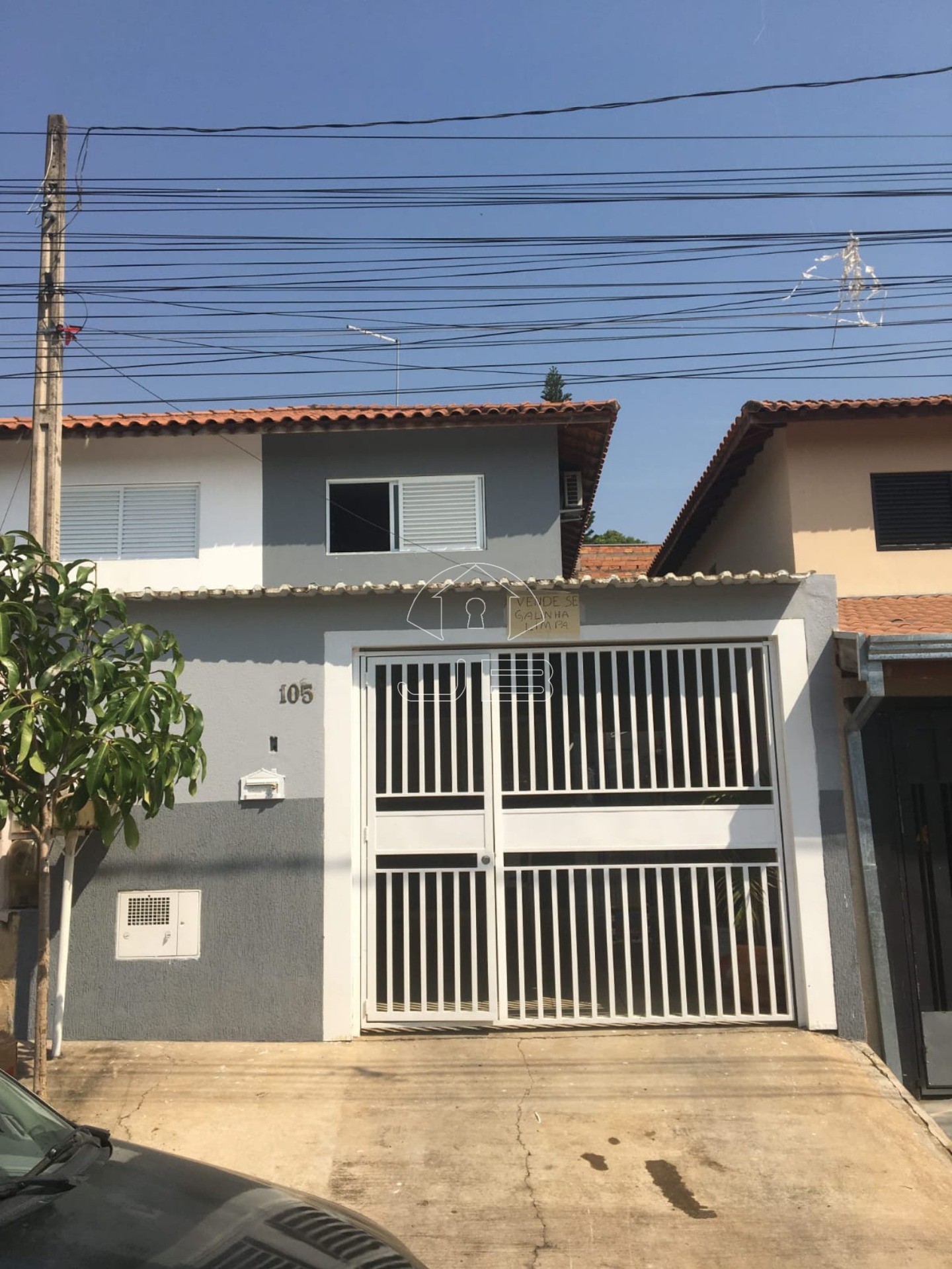 Casa sobrado no Parque Do Horto em Hortolândia/SP.