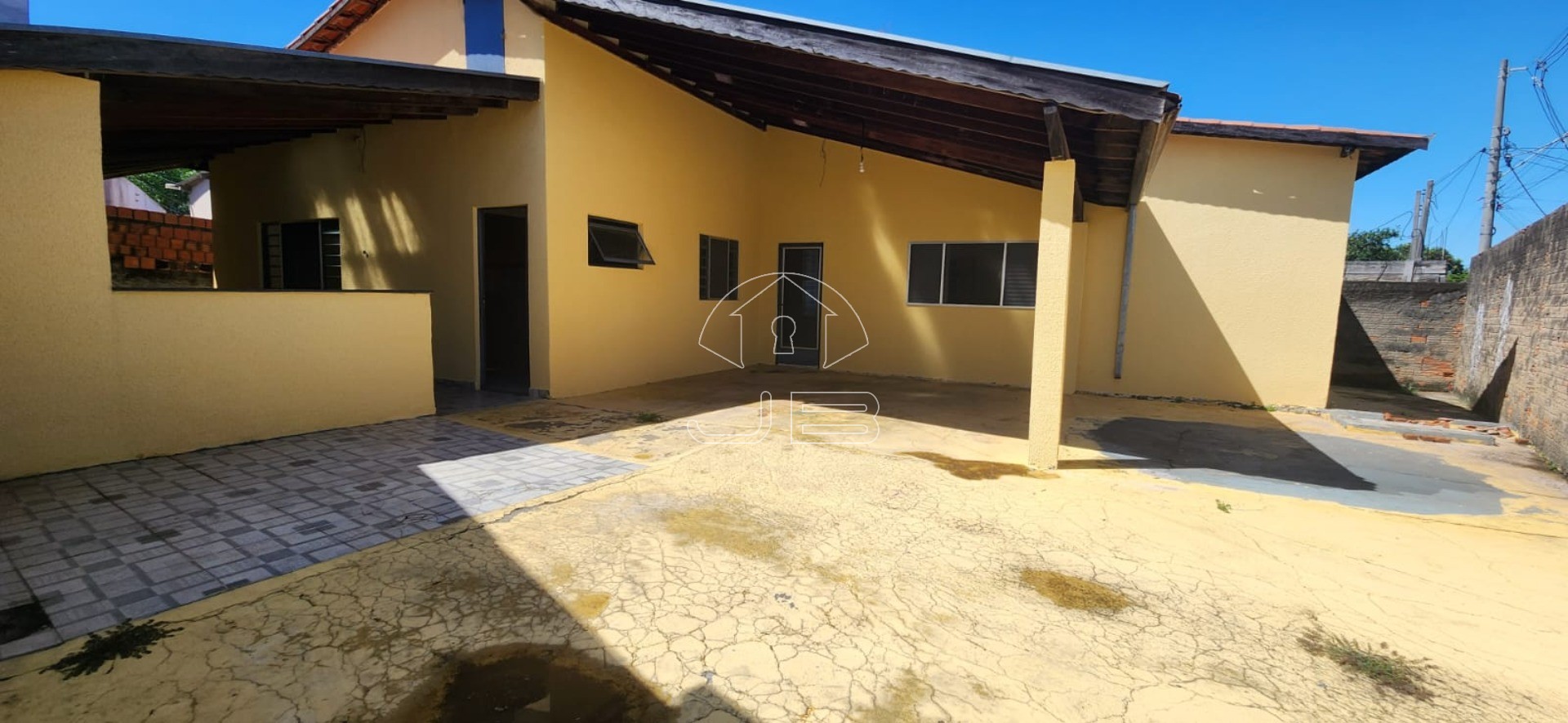 CASA A VENDA NO BAIRRO CONCEIÇÃO, HORTOLÂNDIA, SP.