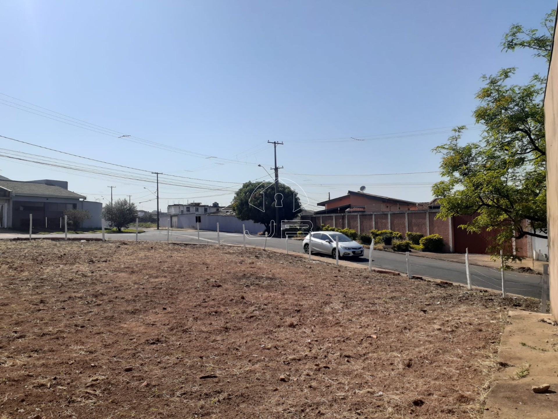Terreno a venda em Sumaré com 471 metros de esquina em otima localização