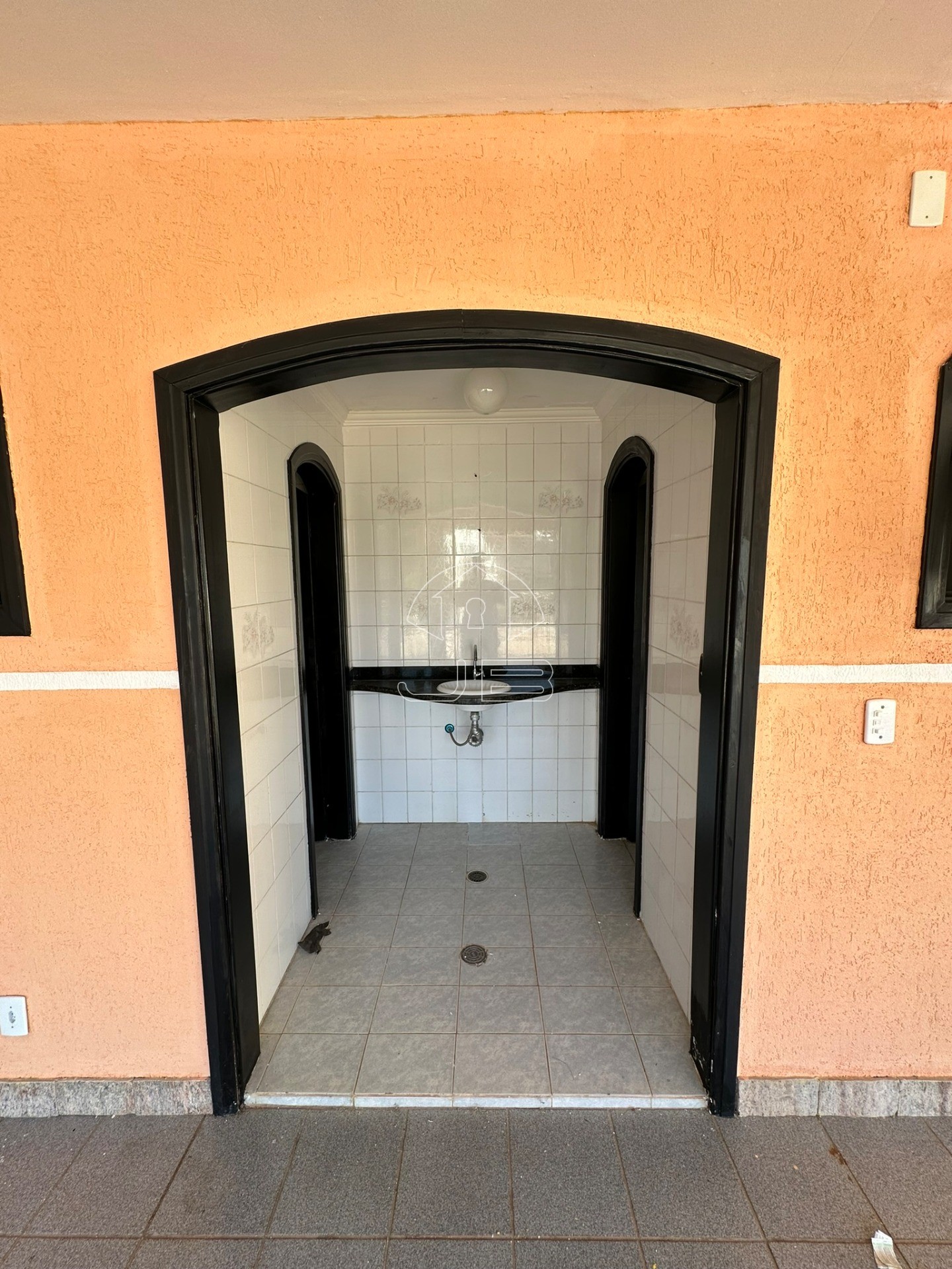 Casa para locação no Condomínio Chácara Flora, Valinhos,SP.