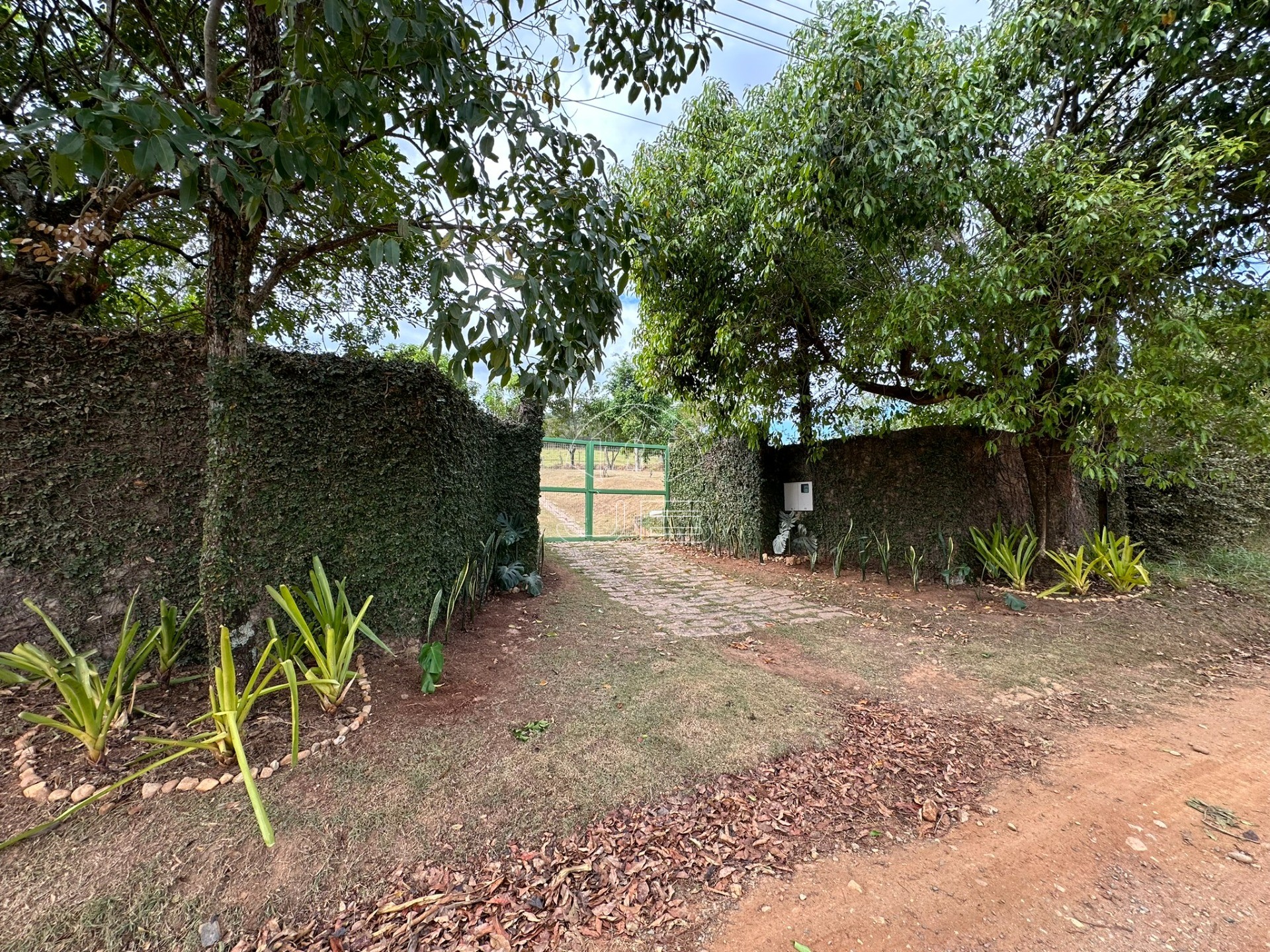 Chacará a venda no Condomínio de Chácaras Colinas do Atibaia Campinas, Sousas/SP