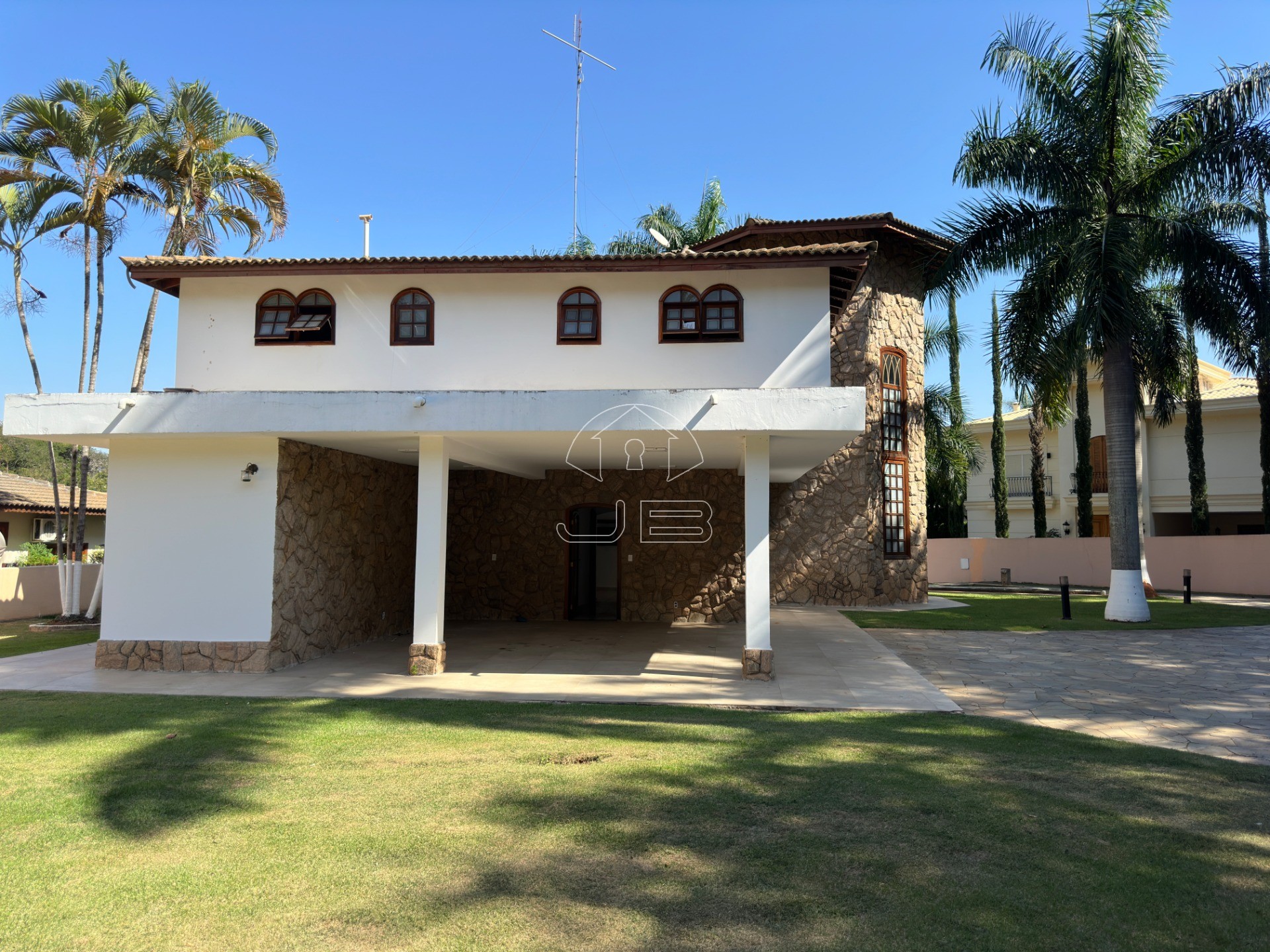 Casa para locação no Condomínio Chácara Flora, Valinhos,SP.