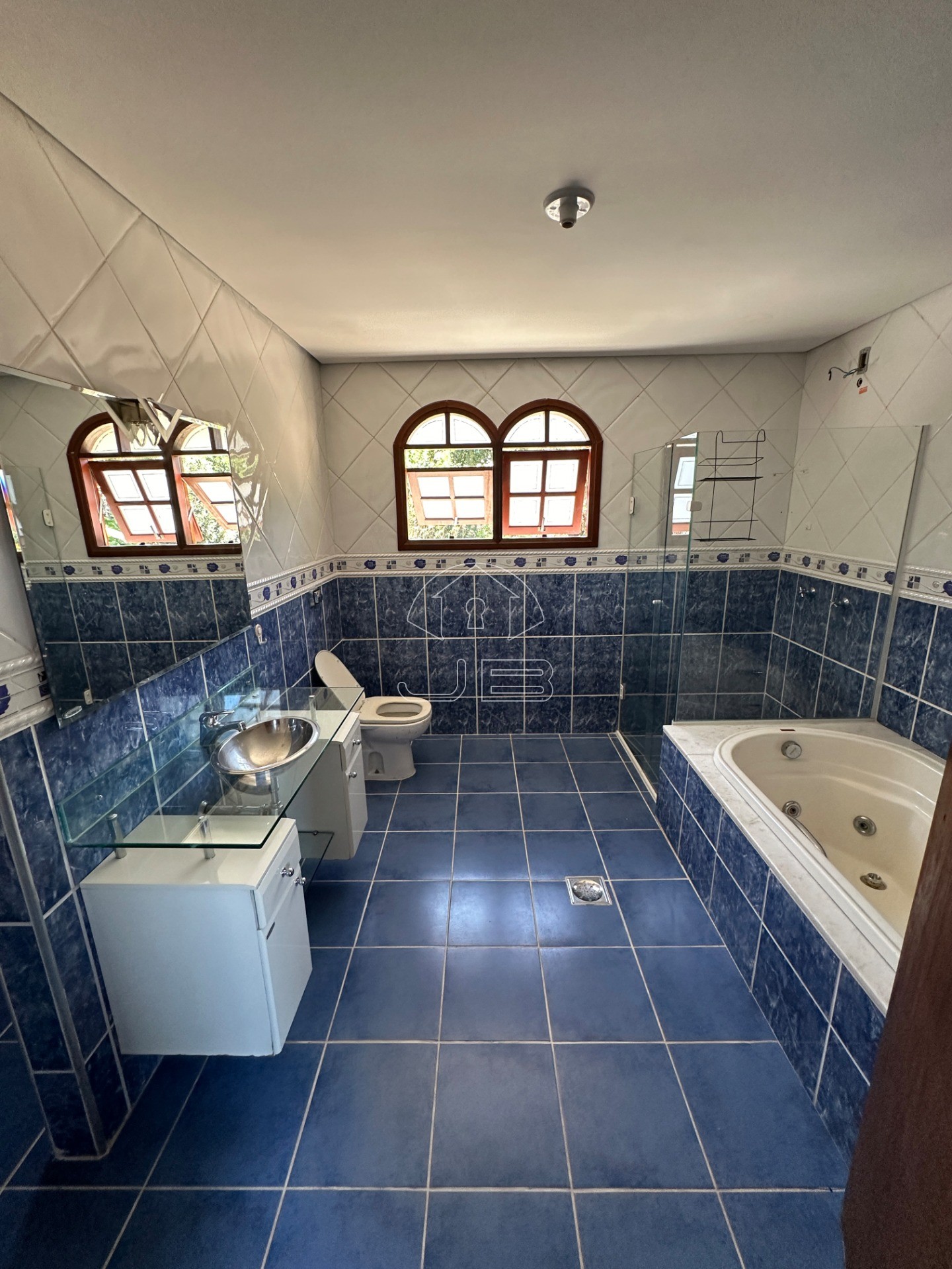 Casa para locação no Condomínio Chácara Flora, Valinhos,SP.