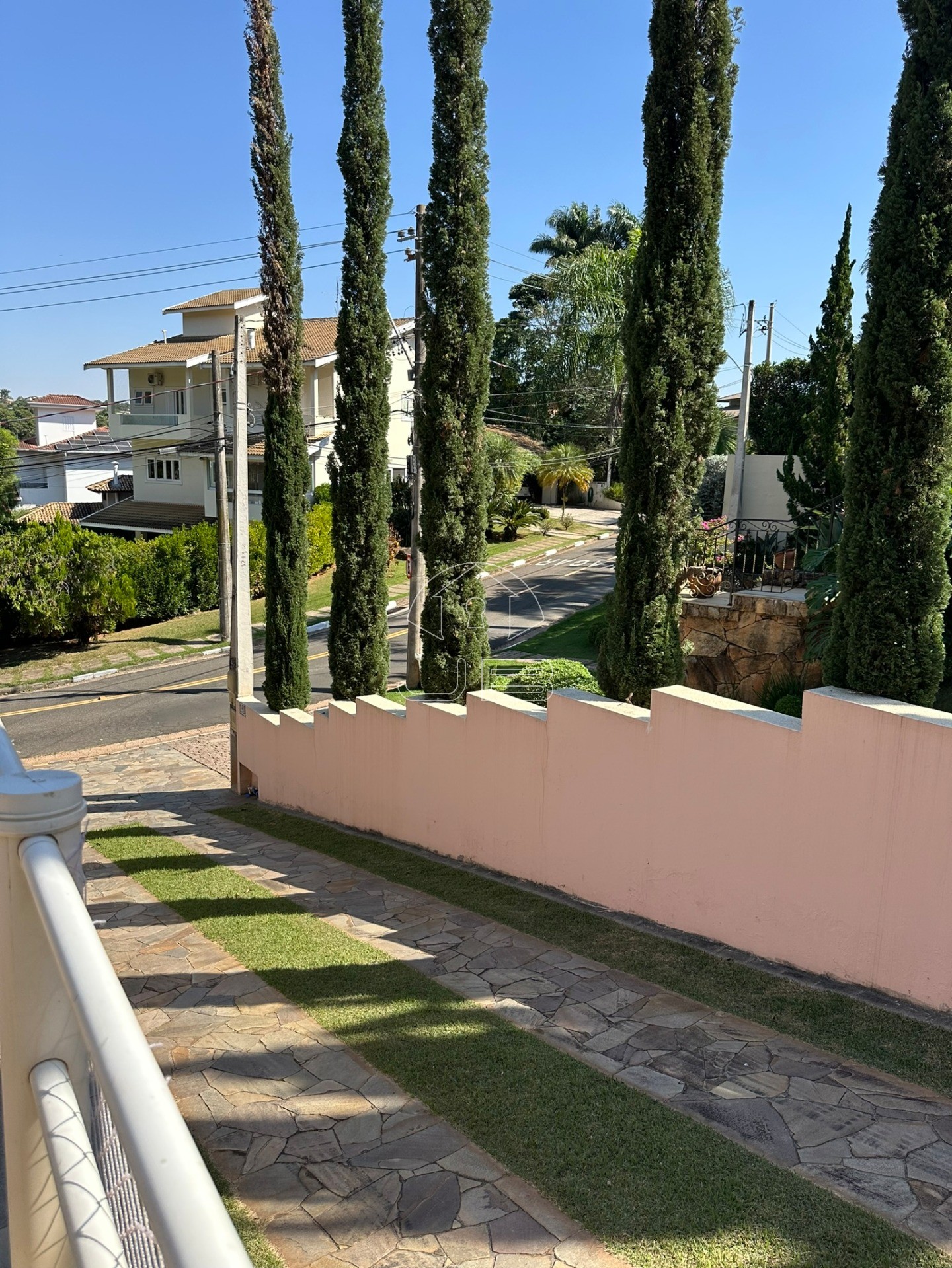 Casa para locação no Condomínio Chácara Flora, Valinhos,SP.