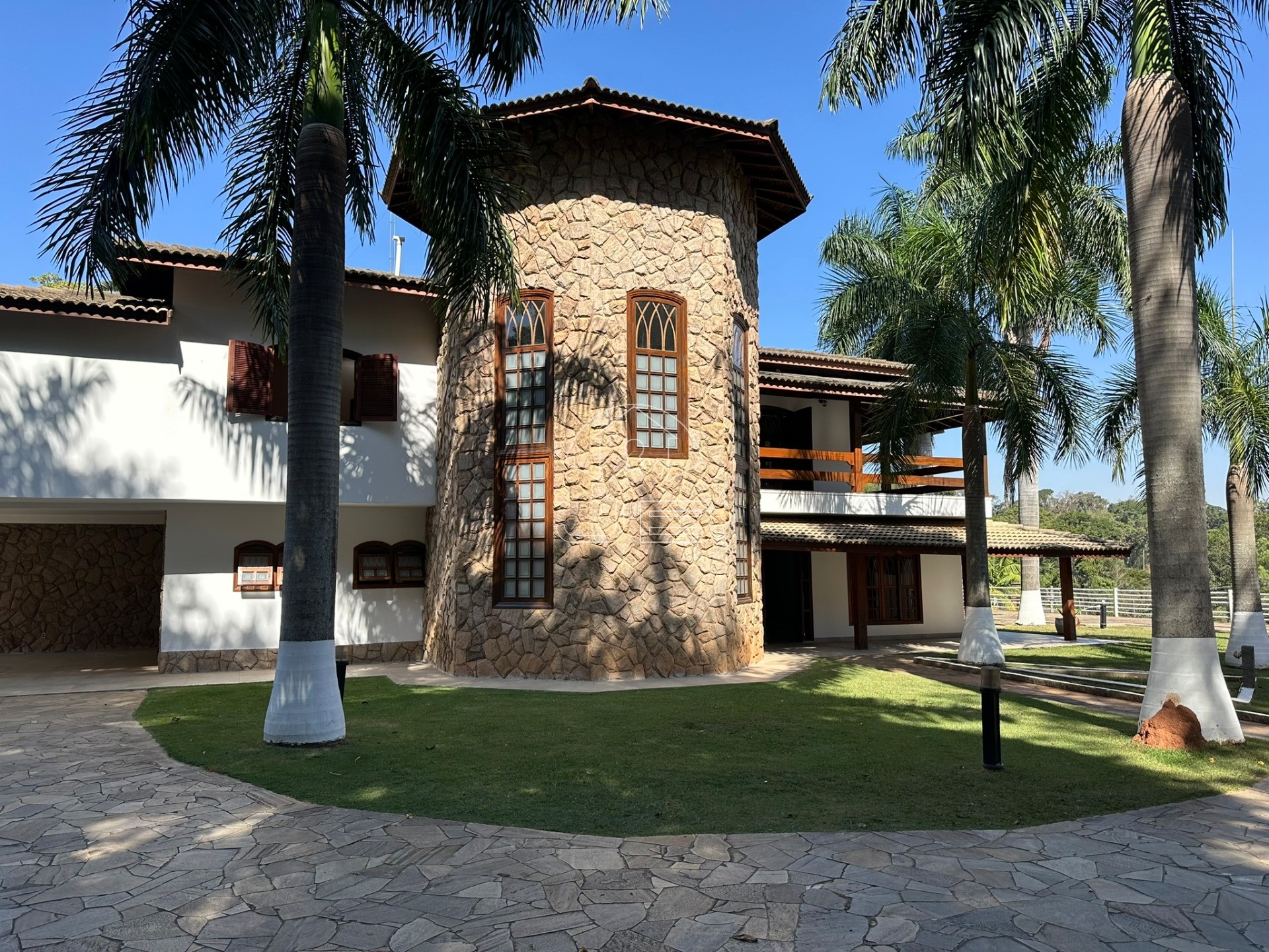 Casa para locação no Condomínio Chácara Flora, Valinhos,SP.