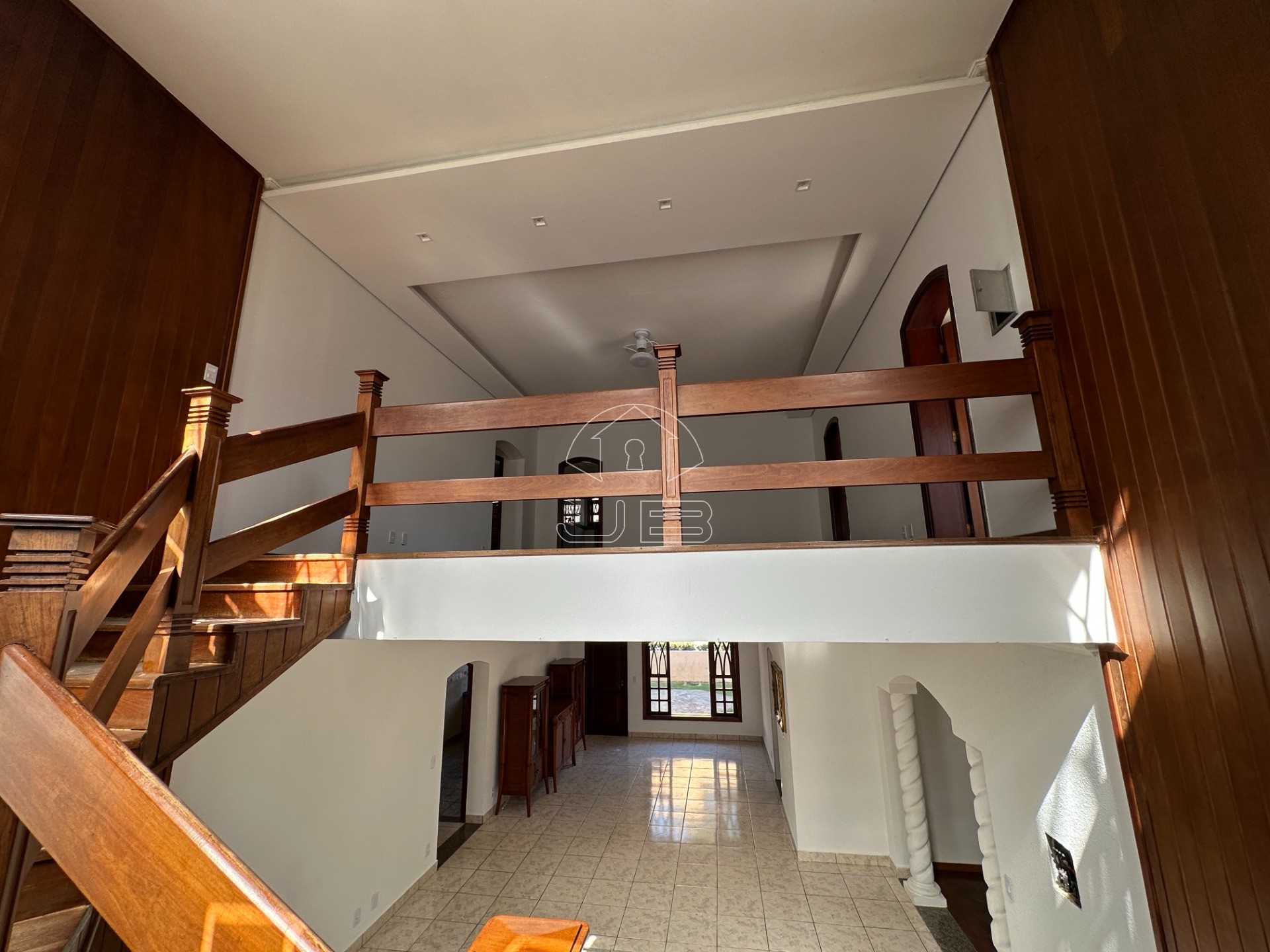 Casa para locação no Condomínio Chácara Flora, Valinhos,SP.
