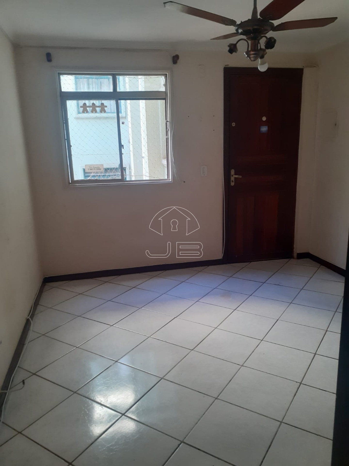 Apartamento a venda no CDHU San Martins em Campinas/SP.