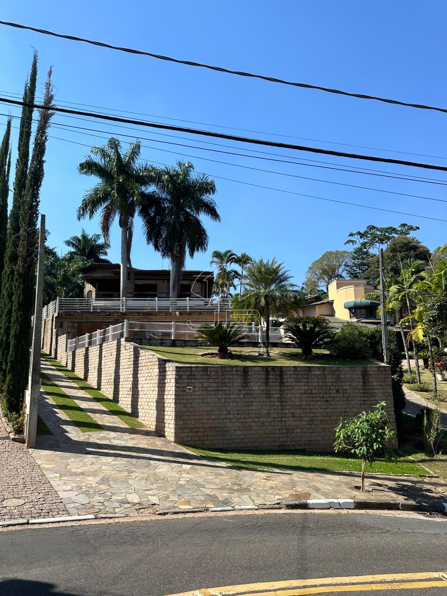 Casa para locação no Condomínio Chácara Flora, Valinhos,SP.