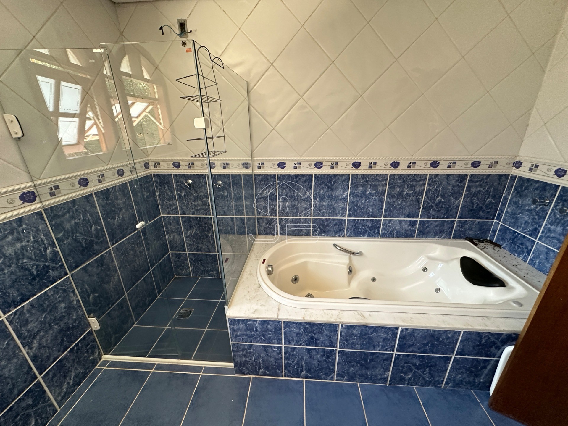 Casa para locação no Condomínio Chácara Flora, Valinhos,SP.