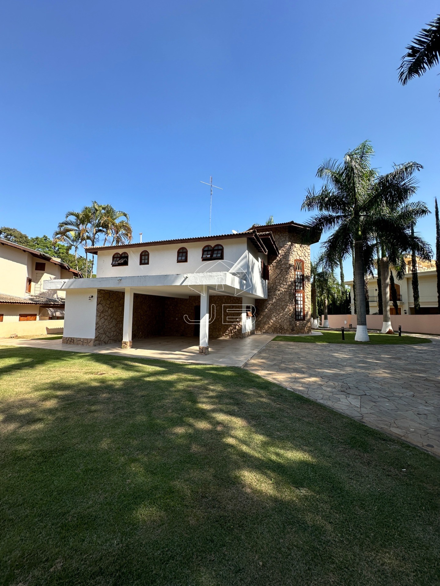 Casa para locação no Condomínio Chácara Flora, Valinhos,SP.