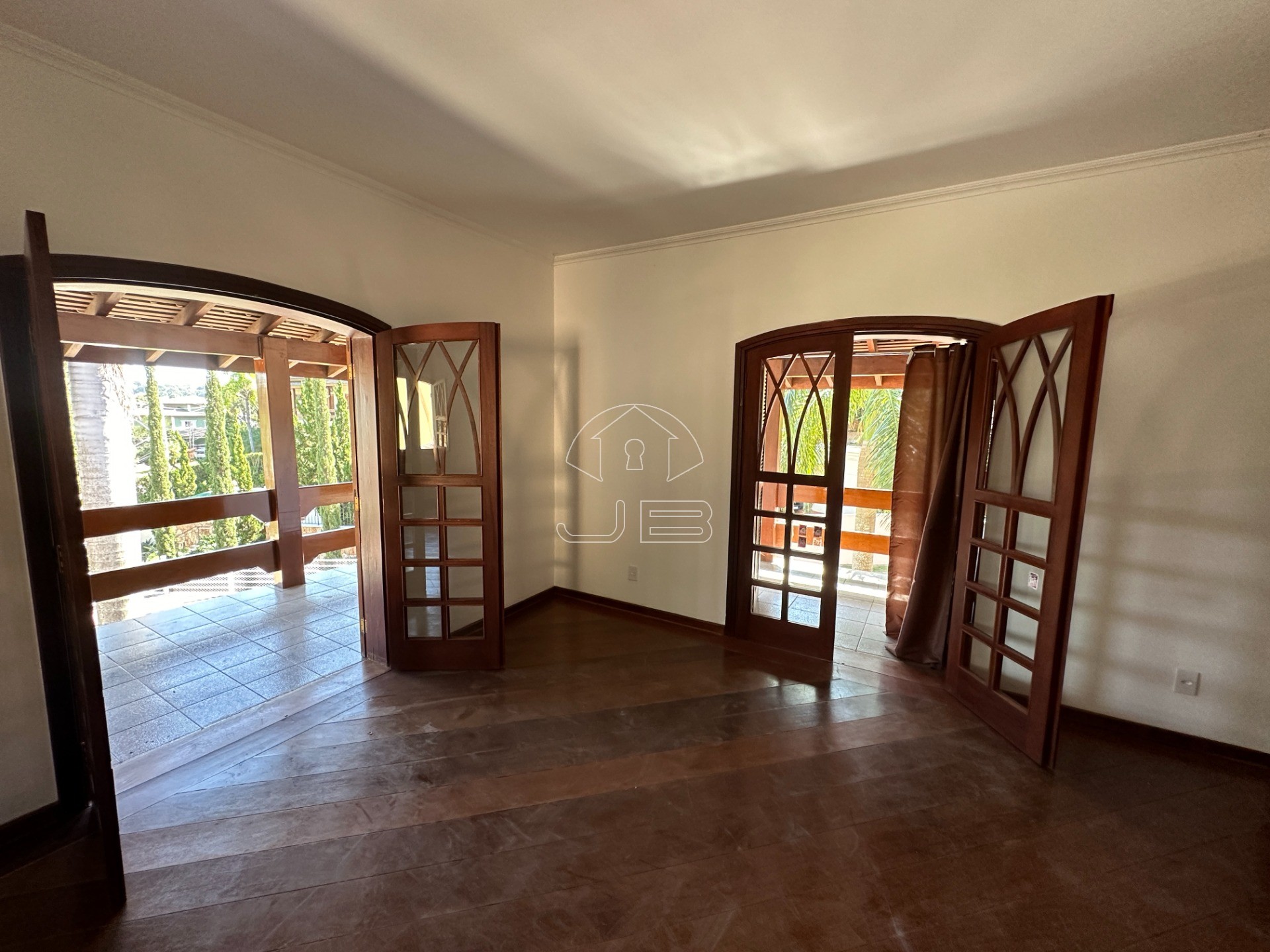Casa para locação no Condomínio Chácara Flora, Valinhos,SP.