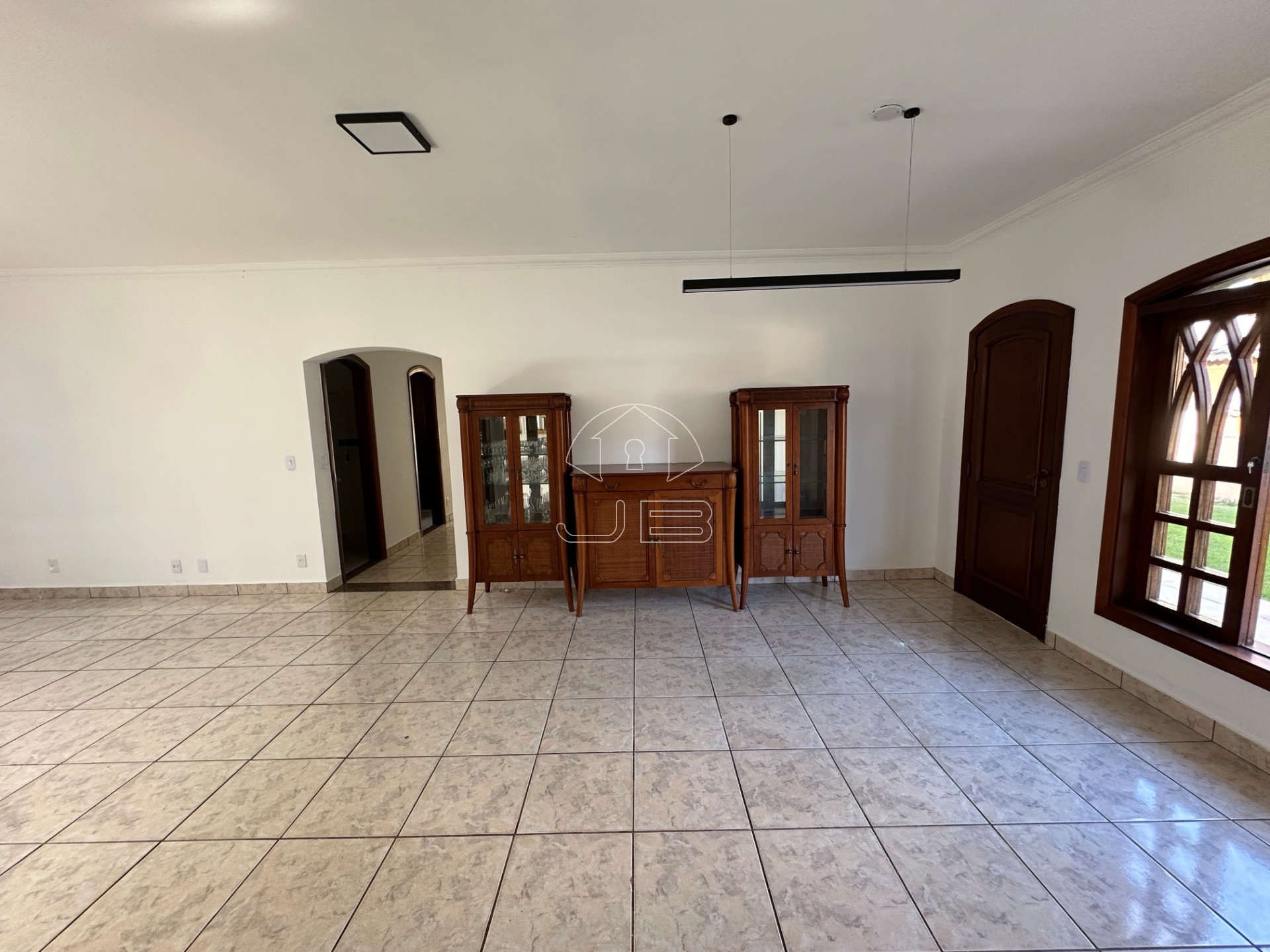 Casa para locação no Condomínio Chácara Flora, Valinhos,SP.