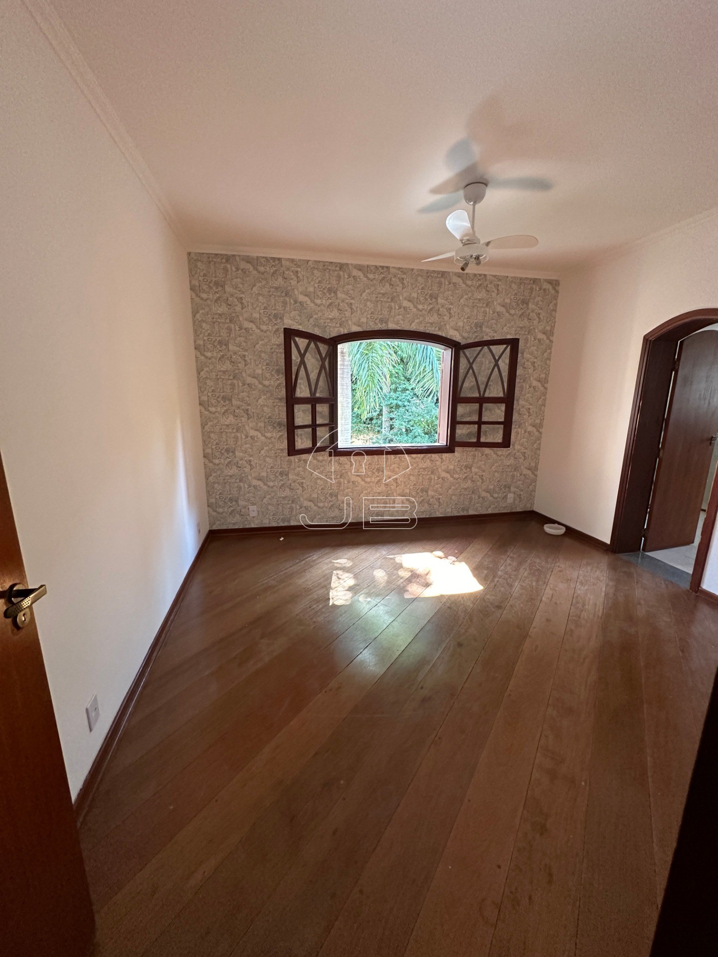 Casa para locação no Condomínio Chácara Flora, Valinhos,SP.