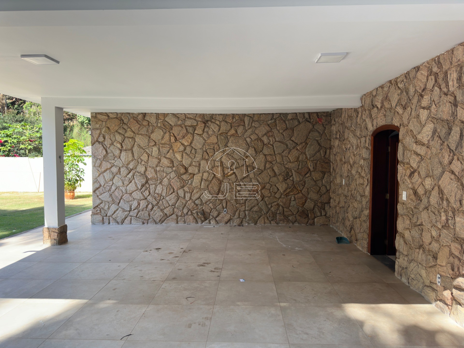 Casa para locação no Condomínio Chácara Flora, Valinhos,SP.