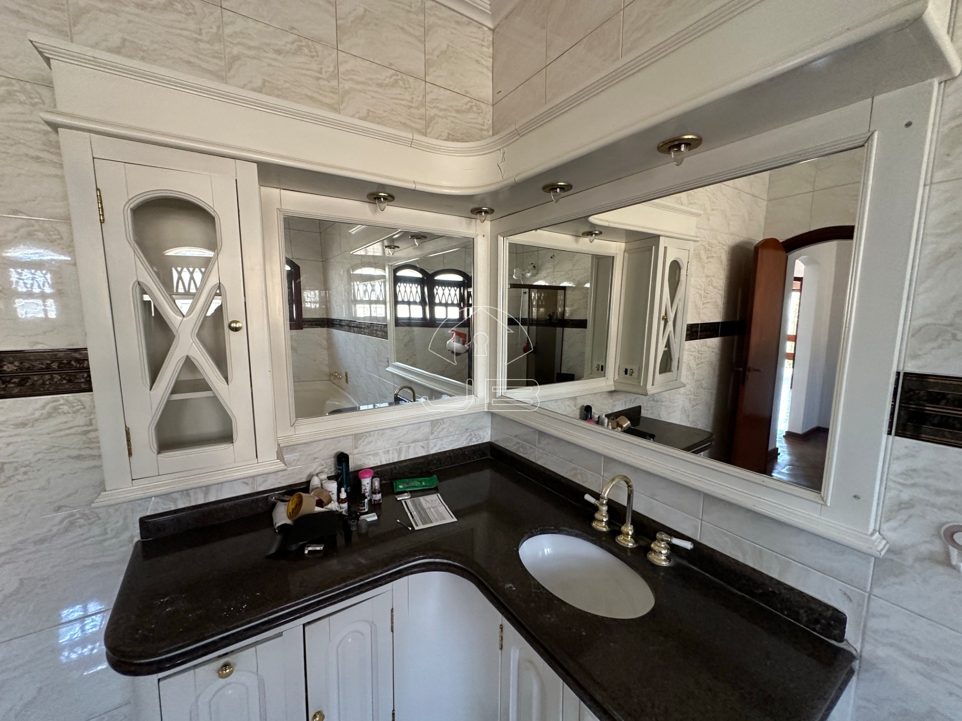 Casa para locação no Condomínio Chácara Flora, Valinhos,SP.
