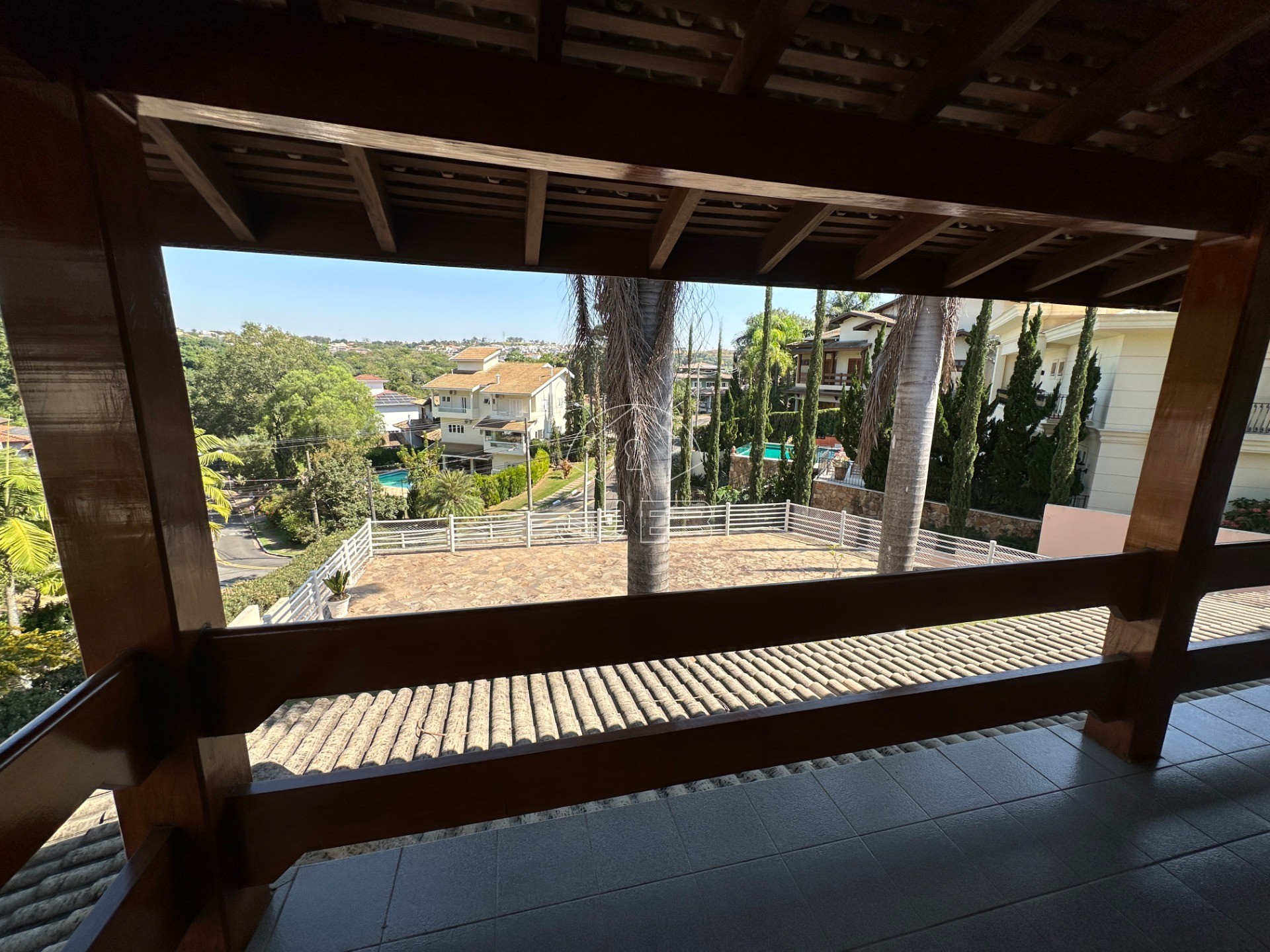 Casa para locação no Condomínio Chácara Flora, Valinhos,SP.
