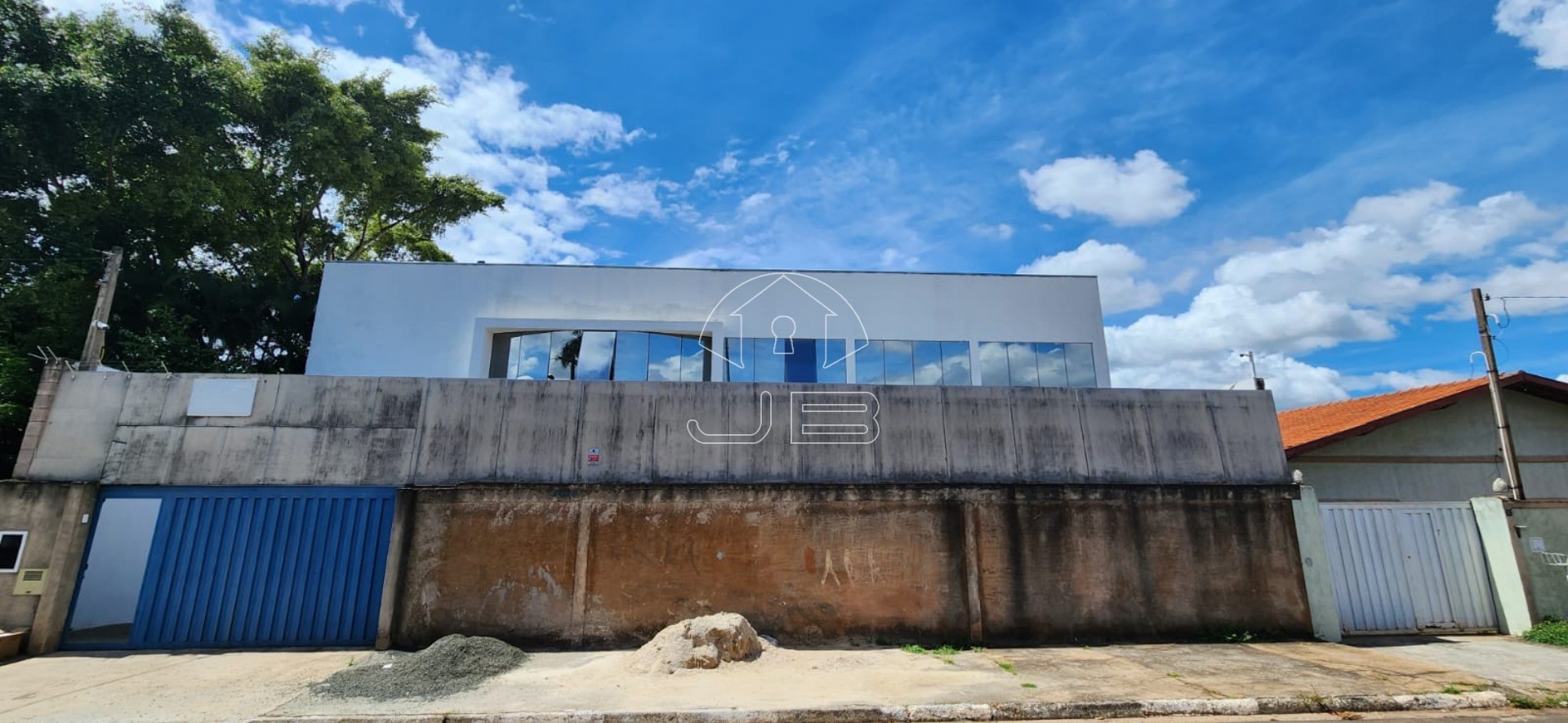 PREDIO COMECIAL EM CONSTRUÇÃO A VENDA NO BAIRRO MARIA HELENA, CAMPINAS, SP.