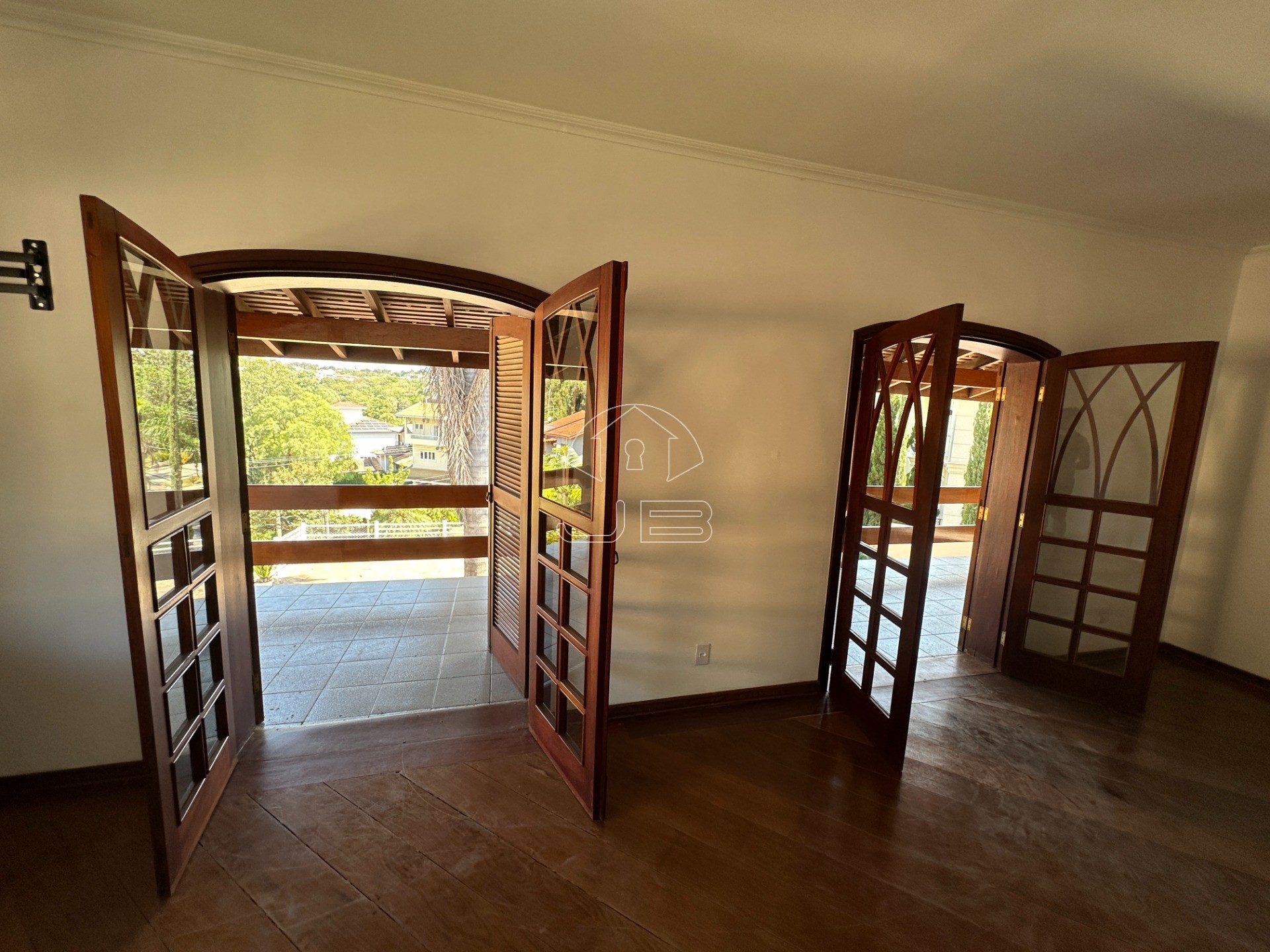 Casa para locação no Condomínio Chácara Flora, Valinhos,SP.
