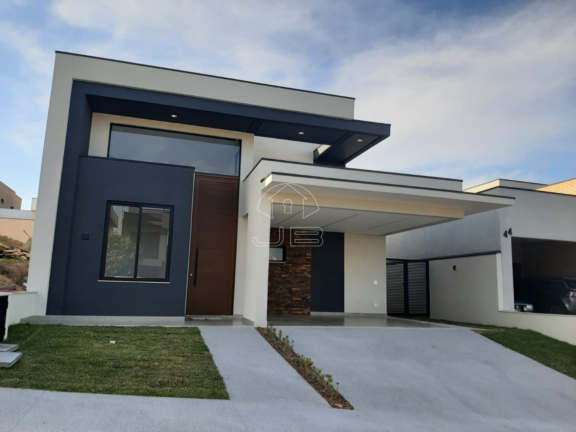 Casa para venda e locação no Swis Park, Campinas, SP.