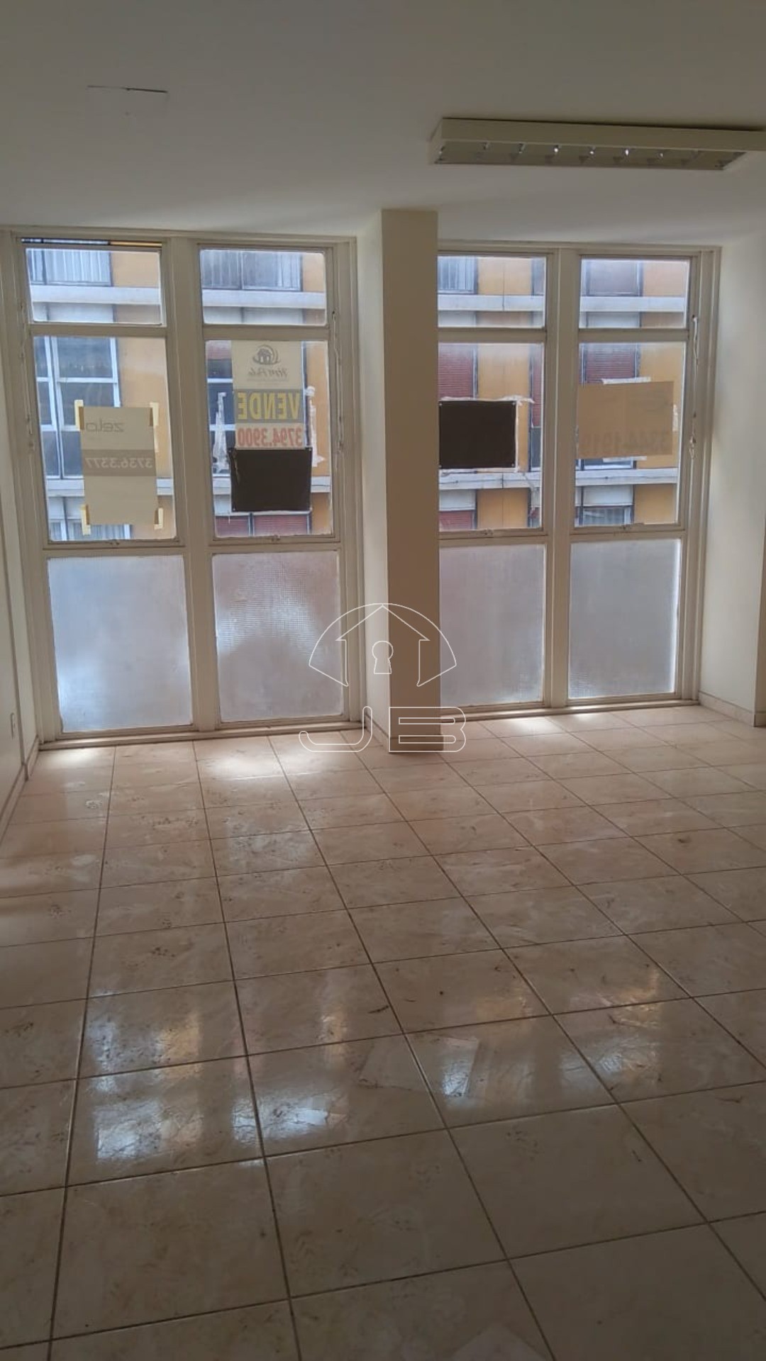 Sala Comercial a venda no Centro de Campinas - SP